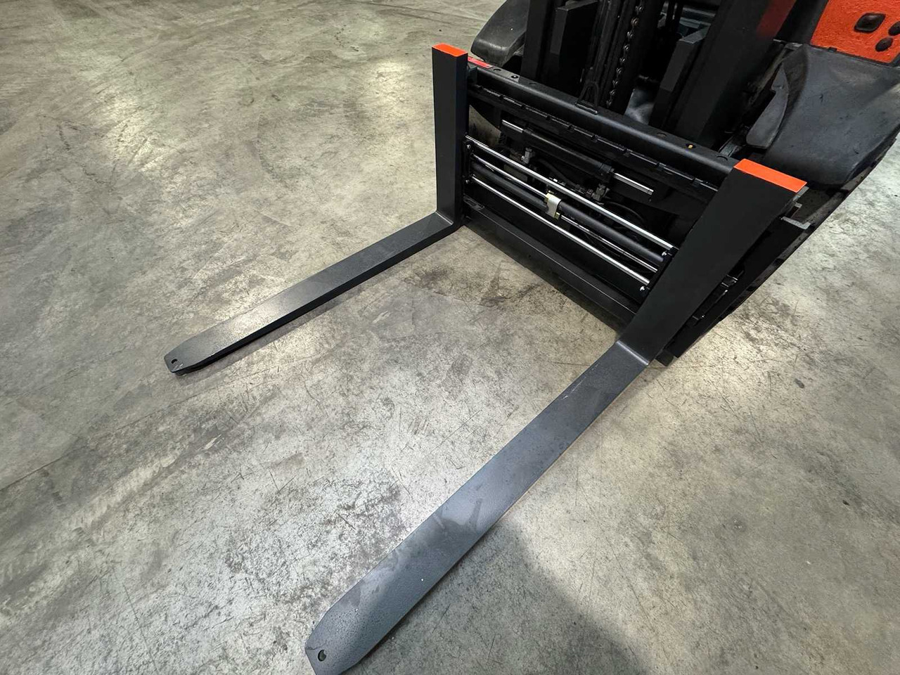 2017 SERVICE + UVV 11/2026 LINDE H30D EVO 3,000KG DUPLEX FREE LIFT 3RD + 4TH VALVE FORK ADJUSTER DIESEL FORKLIFT FORKLIFT 4,702 HOURS. - Chariot élévateur: photos 4 2017 SERVICE + UVV 11/2026 LINDE H30D EVO 3,000KG DUPLEX FREE LIFT 3RD + 4TH VALVE FORK ADJUSTER DIESEL FORKLIFT FORKLIFT 4,702 HOURS. - Chariot élévateur: photos 4