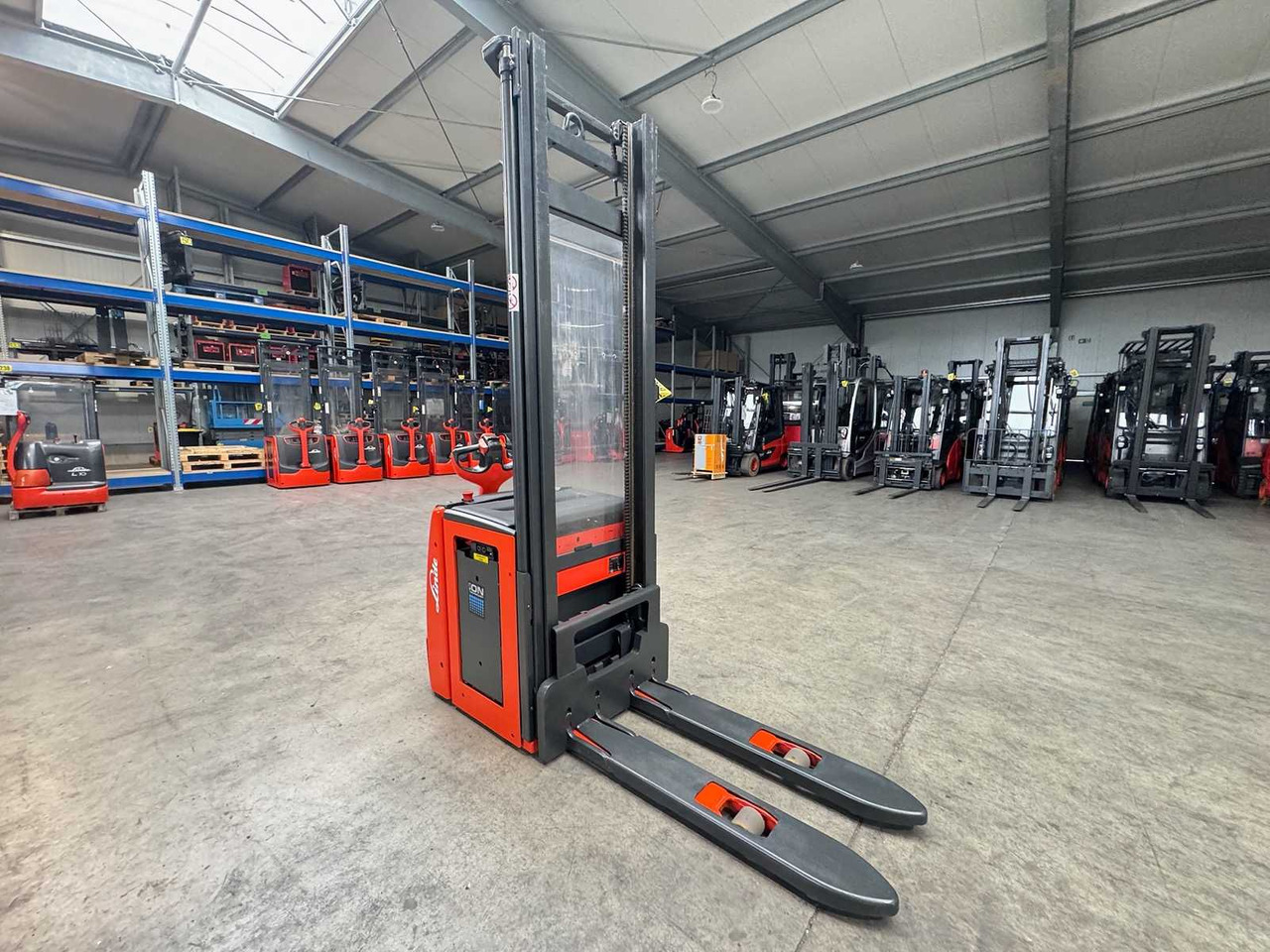 2018 SERVICE +UVV 09/2026 LINDE L14 LITHIUM LI-ION 1.400KG PALLET TRUCK ANT 3.912 HOURS - Chariot élévateur: photos 2 2018 SERVICE +UVV 09/2026 LINDE L14 LITHIUM LI-ION 1.400KG PALLET TRUCK ANT 3.912 HOURS - Chariot élévateur: photos 2