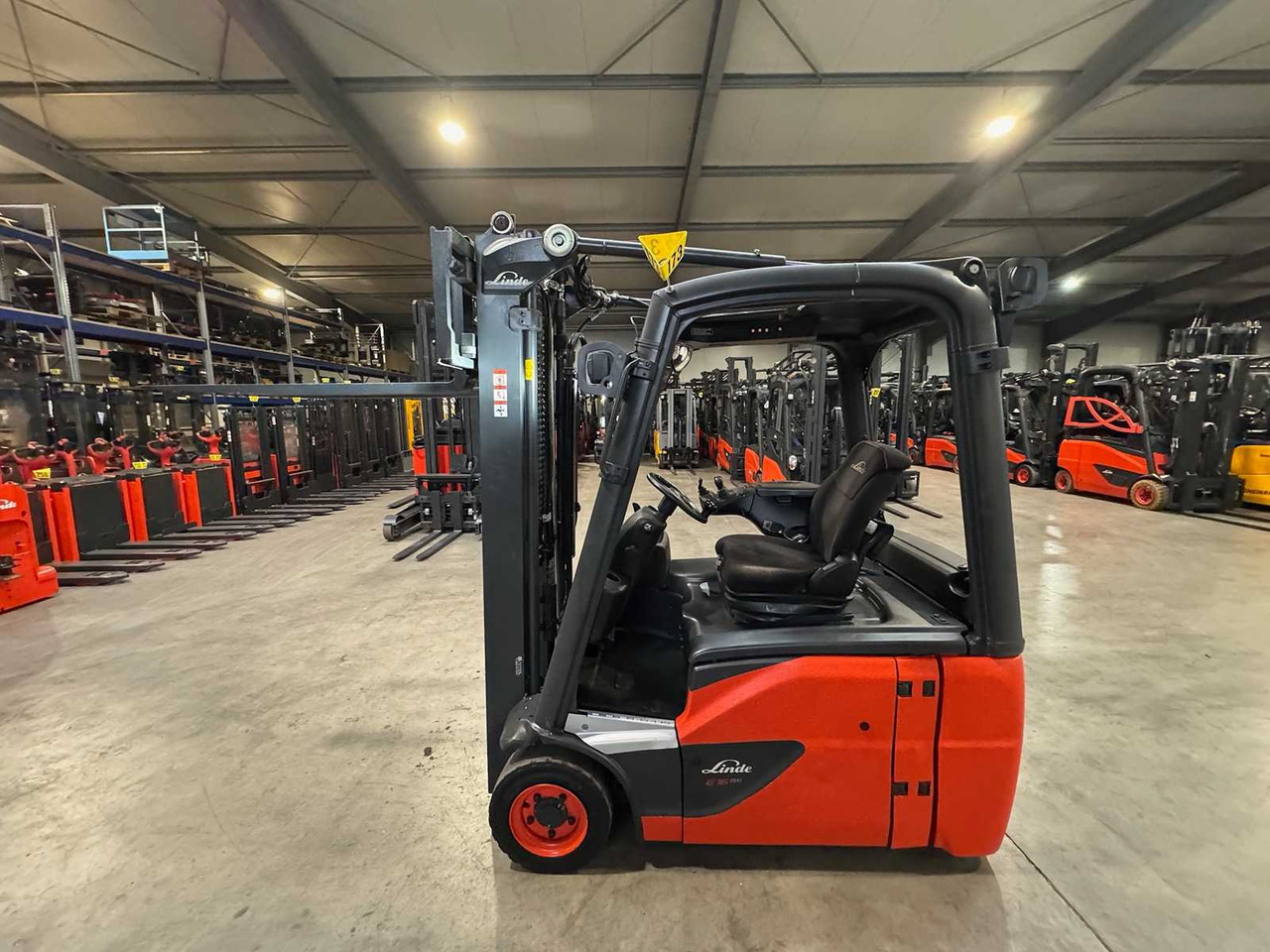 2019 LINDE E16 EVO DUPLEX FREE LIFT ELECTRIC FORKLIFT 14,851 HOURS - Chariot élévateur: photos 2 2019 LINDE E16 EVO DUPLEX FREE LIFT ELECTRIC FORKLIFT 14,851 HOURS - Chariot élévateur: photos 2