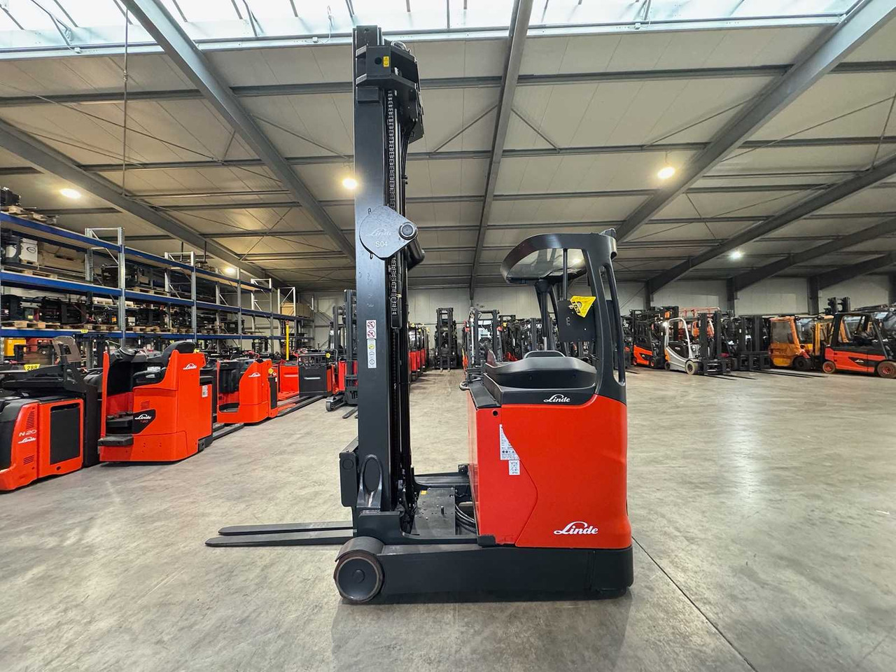 2019 SERVICE + UVV 08/2026 LINDE R16HD EVO TRIPLEX 905CM ELECTRIC FORKLIFT 10,525 HOURS - Chariot élévateur: photos 3 2019 SERVICE + UVV 08/2026 LINDE R16HD EVO TRIPLEX 905CM ELECTRIC FORKLIFT 10,525 HOURS - Chariot élévateur: photos 3