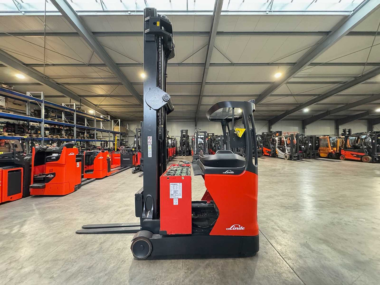 2019 SERVICE + UVV 08/2026 LINDE R16HD EVO TRIPLEX 905CM ELECTRIC FORKLIFT 10,525 HOURS - Chariot élévateur: photos 4 2019 SERVICE + UVV 08/2026 LINDE R16HD EVO TRIPLEX 905CM ELECTRIC FORKLIFT 10,525 HOURS - Chariot élévateur: photos 4