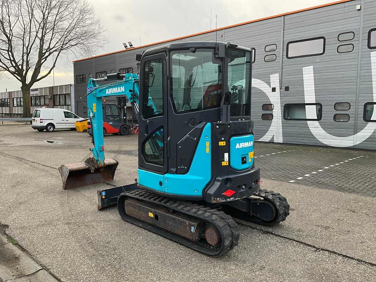 2023 AIRMAN AX33U-7 MIDI EXCAVATOR - Pelle: photos 3 2023 AIRMAN AX33U-7 MIDI EXCAVATOR - Pelle: photos 3