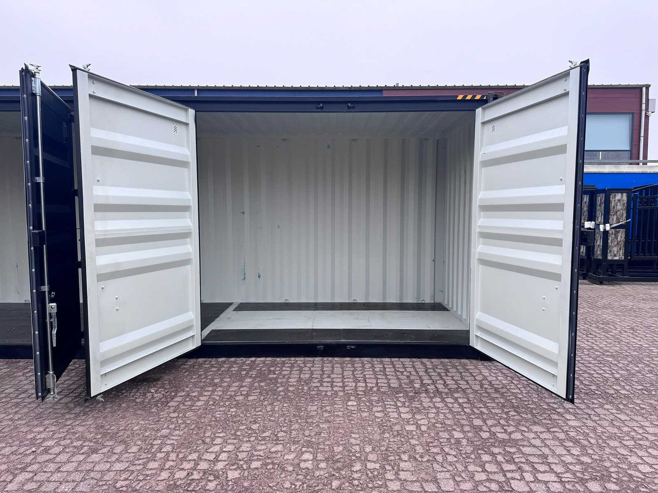 Conteneur maritime 40ft HQ High Cube shipping container with 3 side doors: photos 15
