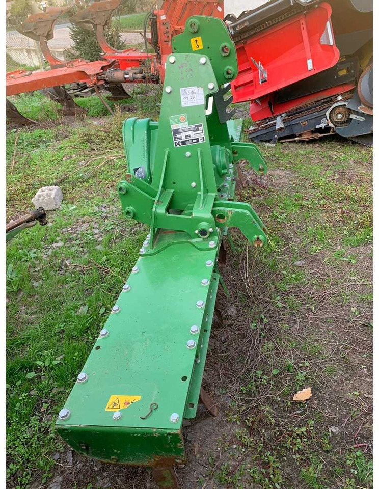 AMAZONE - Herse rotative: photos 4 AMAZONE - Herse rotative: photos 4