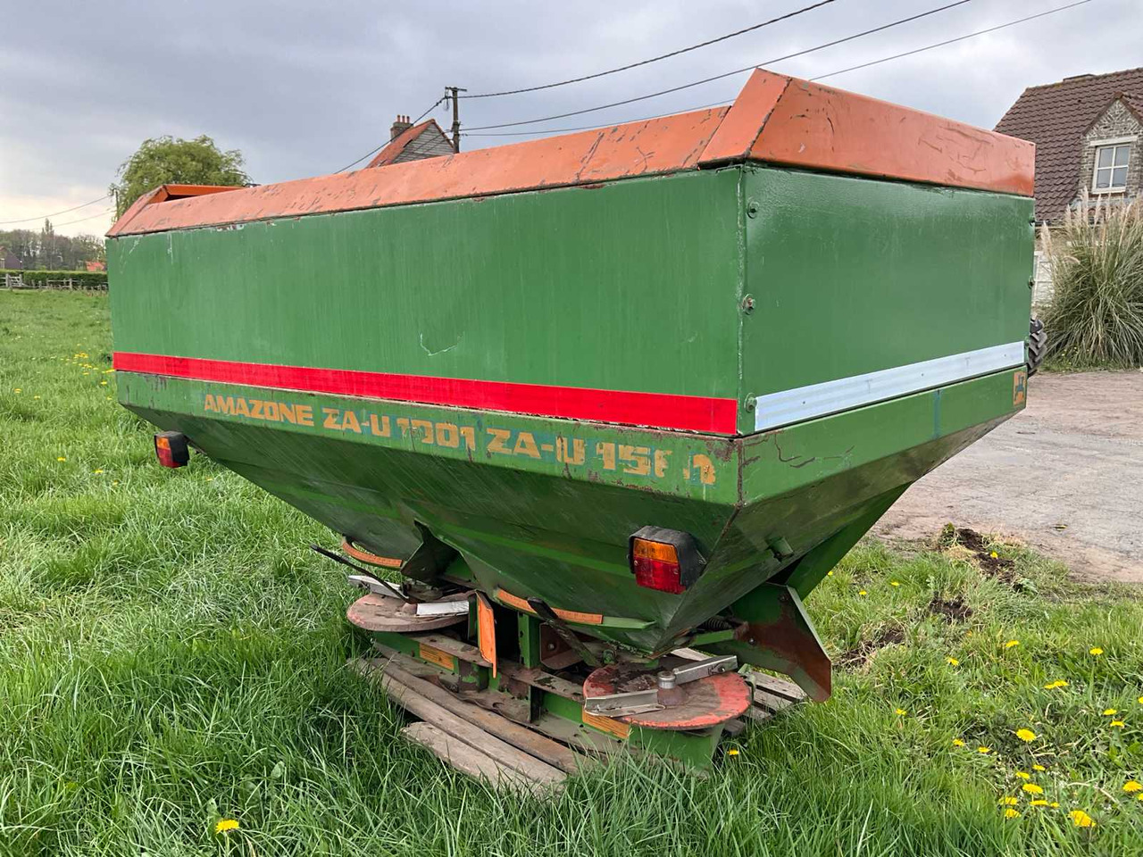 Amazone ZA-U1501 - Distributeur d'engrais: photos 4 Amazone ZA-U1501 - Distributeur d'engrais: photos 4