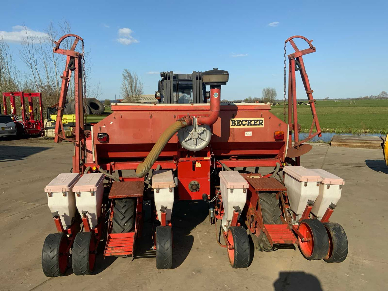 Becker Aeromat T6Z - Semoir/ Planteuse: photos 5 Becker Aeromat T6Z - Semoir/ Planteuse: photos 5