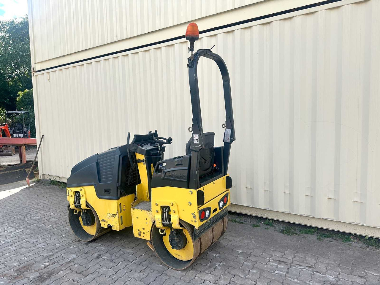 Bomag BW80AD-5 - Rouleau compresseur: photos 3 Bomag BW80AD-5 - Rouleau compresseur: photos 3