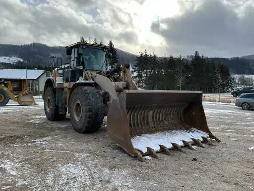CAT 966K - Chargeuse sur pneus: photos 4 CAT 966K - Chargeuse sur pneus: photos 4