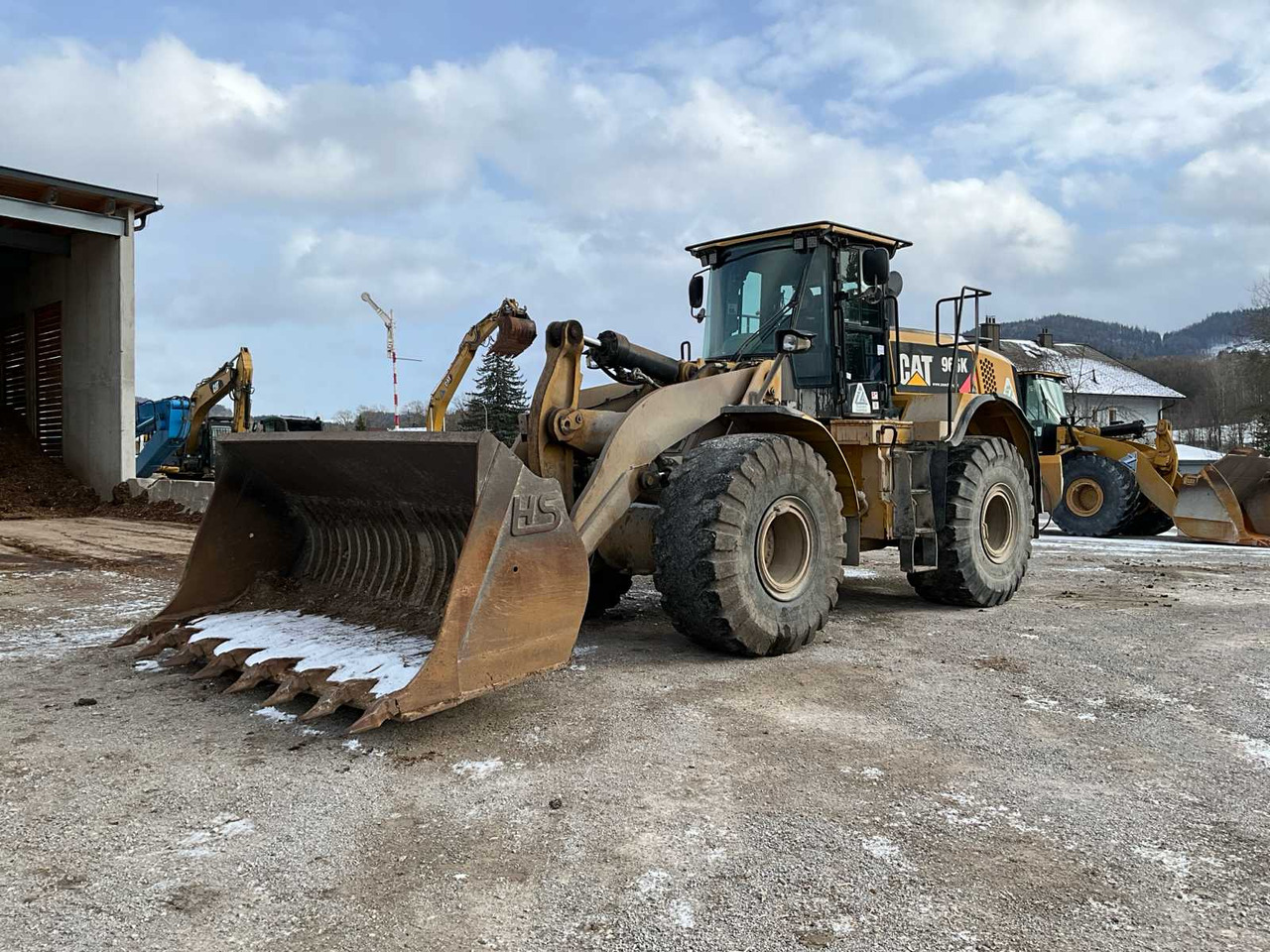 CAT 966K - Chargeuse sur pneus: photos 3 CAT 966K - Chargeuse sur pneus: photos 3