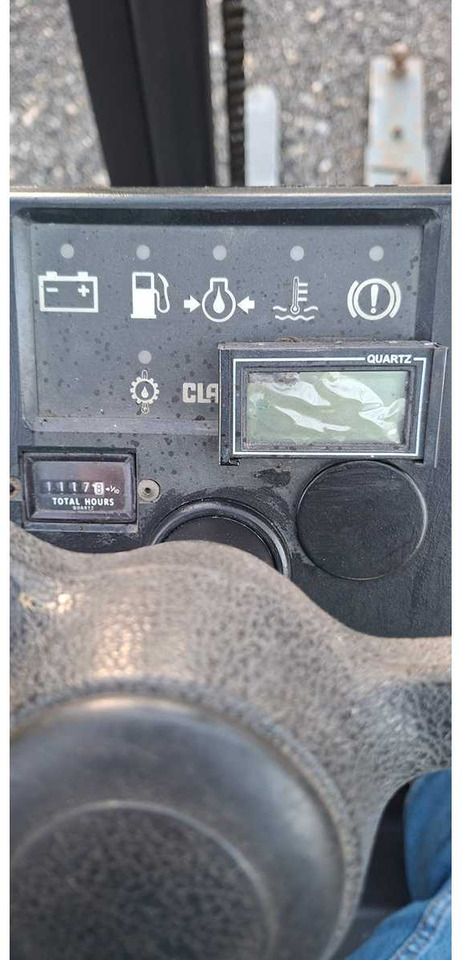 Chariot élévateur CLARK - DPM 20 SB - 1990 - FORKLIFT: photos 14 Chariot élévateur CLARK - DPM 20 SB - 1990 - FORKLIFT: photos 14