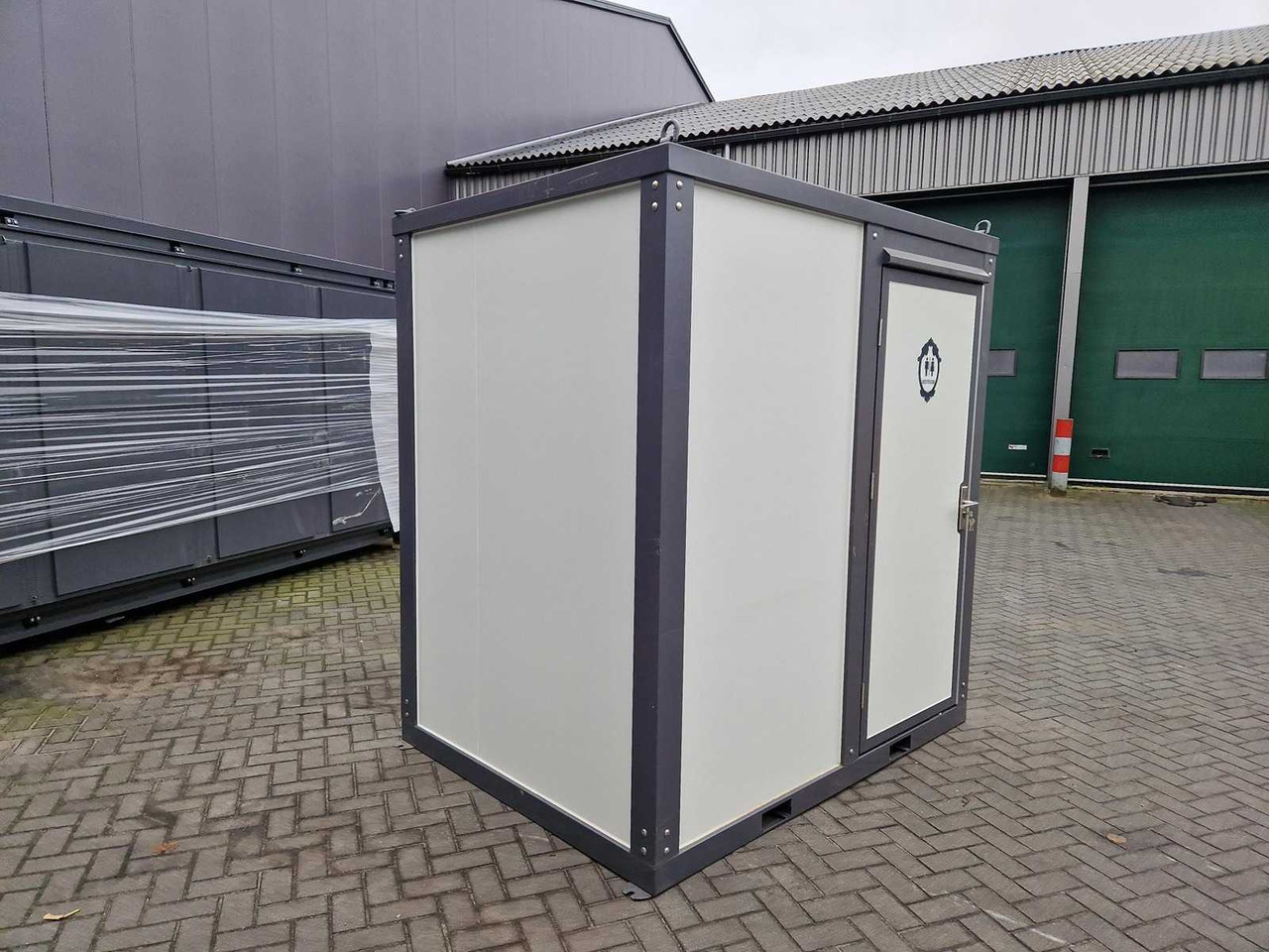 Greenland sanitairunit - Caisse mobile/ Conteneur: photos 4 Greenland sanitairunit - Caisse mobile/ Conteneur: photos 4