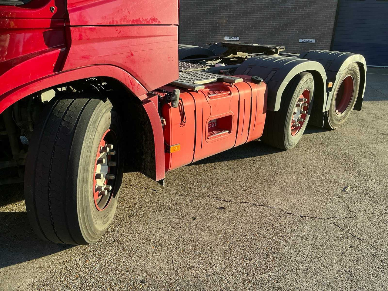 2014 VOLVO FH SEMI-TRAILER TRACTOR - Camion: photos 2 2014 VOLVO FH SEMI-TRAILER TRACTOR - Camion: photos 2