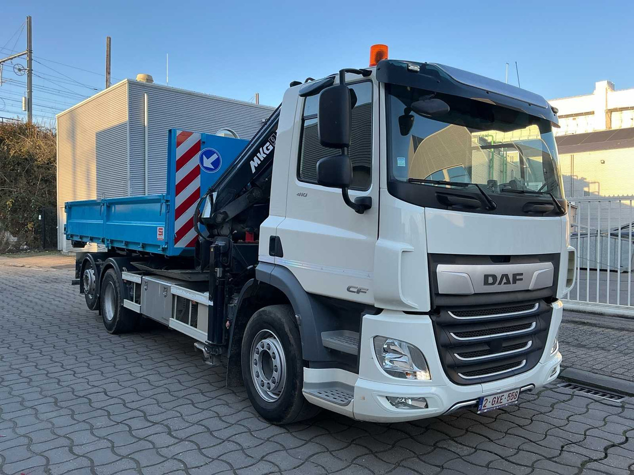 2020 DAF CF 410 FAN TRUCK + HOOK LIFT + LOADING CRANE + CONTAINER - Camion: photos 3 2020 DAF CF 410 FAN TRUCK + HOOK LIFT + LOADING CRANE + CONTAINER - Camion: photos 3