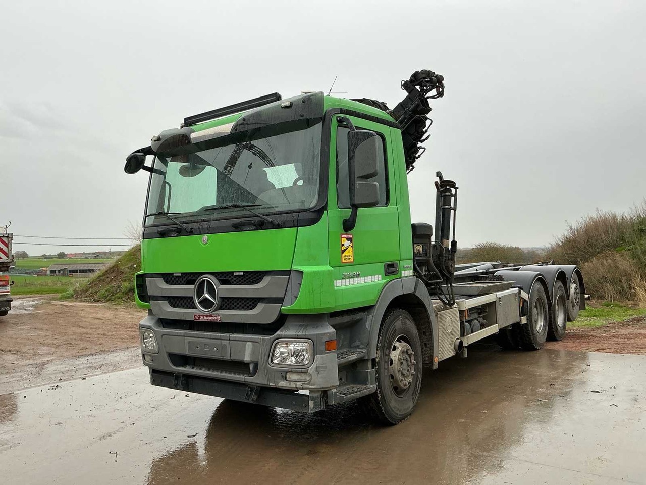 MERCEDES-BENZ ACTROS - LOADING CRANE/CONTAINER HOOK - 514 400KM - 2012 - Camion: photos 1 MERCEDES-BENZ ACTROS - LOADING CRANE/CONTAINER HOOK - 514 400KM - 2012 - Camion: photos 1