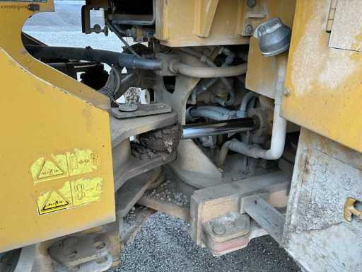 Mini chargeuse Caterpillar L972H: photos 22