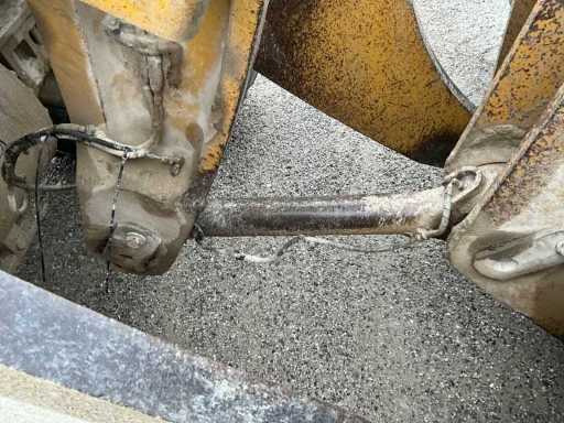 Mini chargeuse Caterpillar L972H: photos 26