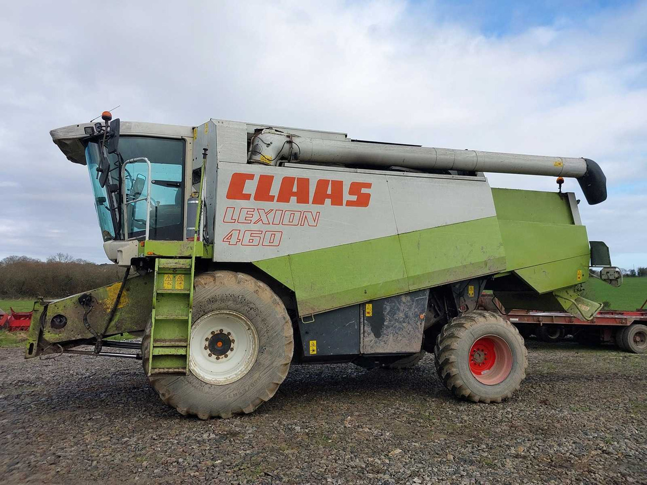 Claas Lexion 460 - Moissonneuse-batteuse: photos 3 Claas Lexion 460 - Moissonneuse-batteuse: photos 3