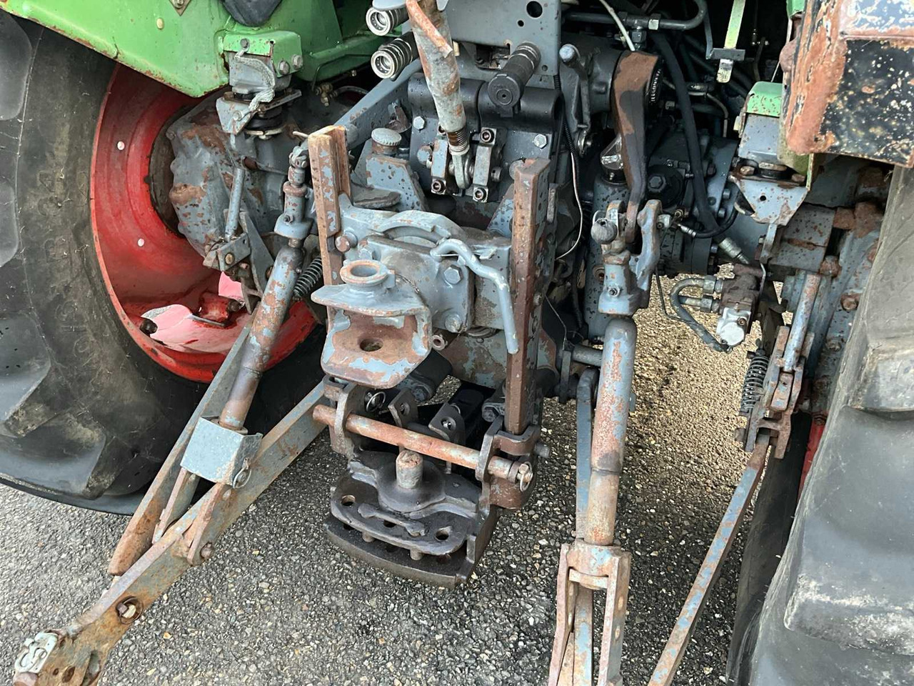 Tracteur agricole FENDT FARMER 309C TURBOMATIC ALL-WHEEL DRIVE AGRICULTURAL TRACTOR: photos 22