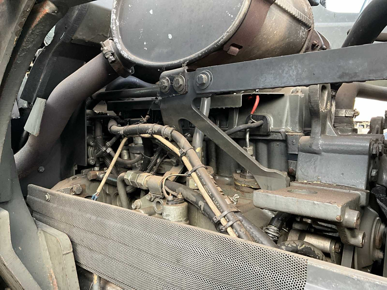 Tracteur agricole FENDT FARMER 309C TURBOMATIC ALL-WHEEL DRIVE AGRICULTURAL TRACTOR: photos 37