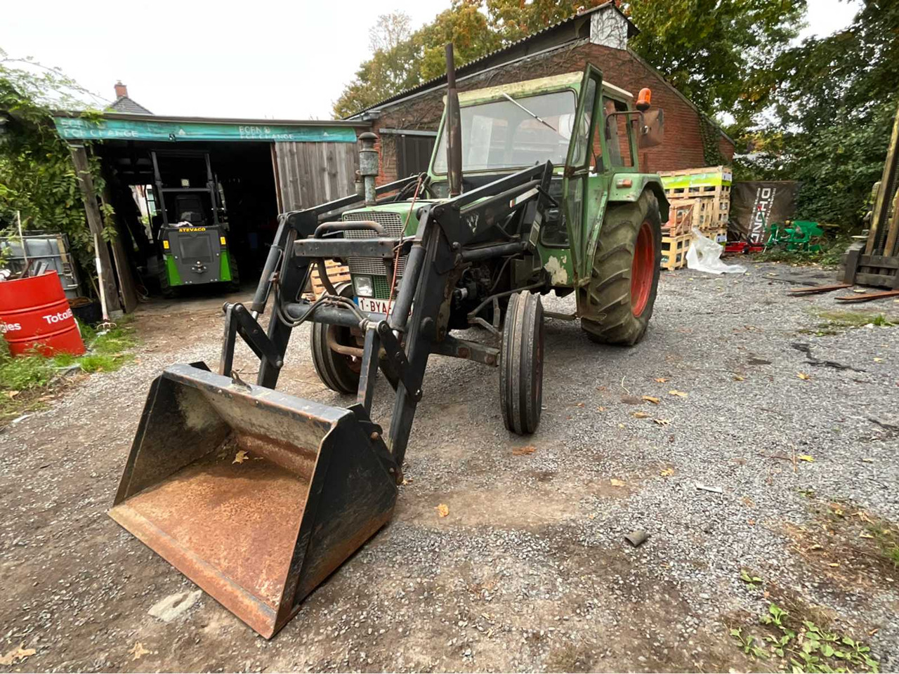 Fendt Farmer 106S Turbomatik - Tracteur agricole: photos 1 Fendt Farmer 106S Turbomatik - Tracteur agricole: photos 1