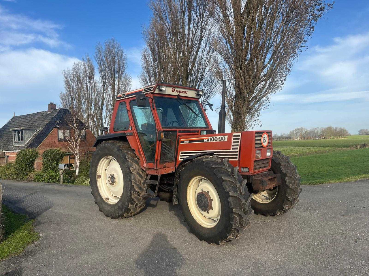 Fiat 1988 FIAT 100-90 DT ALL-WHEEL DRIVE AGRICULTURAL TRACTOR - Tracteur agricole: photos 4 Fiat 1988 FIAT 100-90 DT ALL-WHEEL DRIVE AGRICULTURAL TRACTOR - Tracteur agricole: photos 4