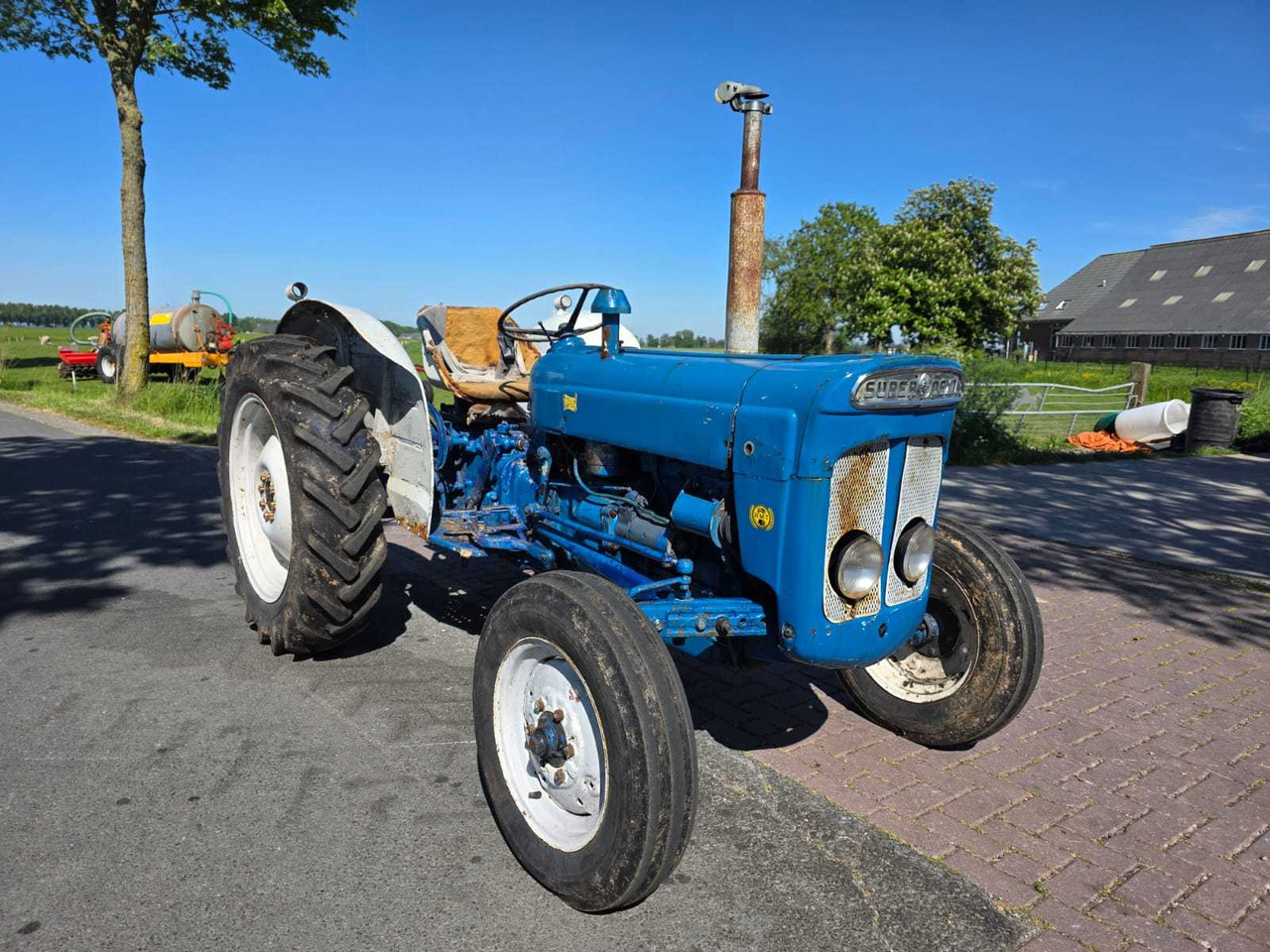 Ford Super Dexta - Tracteur agricole: photos 5 Ford Super Dexta - Tracteur agricole: photos 5