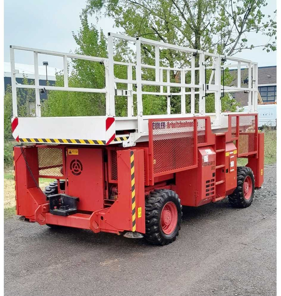 Genie GS 3384 - Nacelle: photos 4 Genie GS 3384 - Nacelle: photos 4