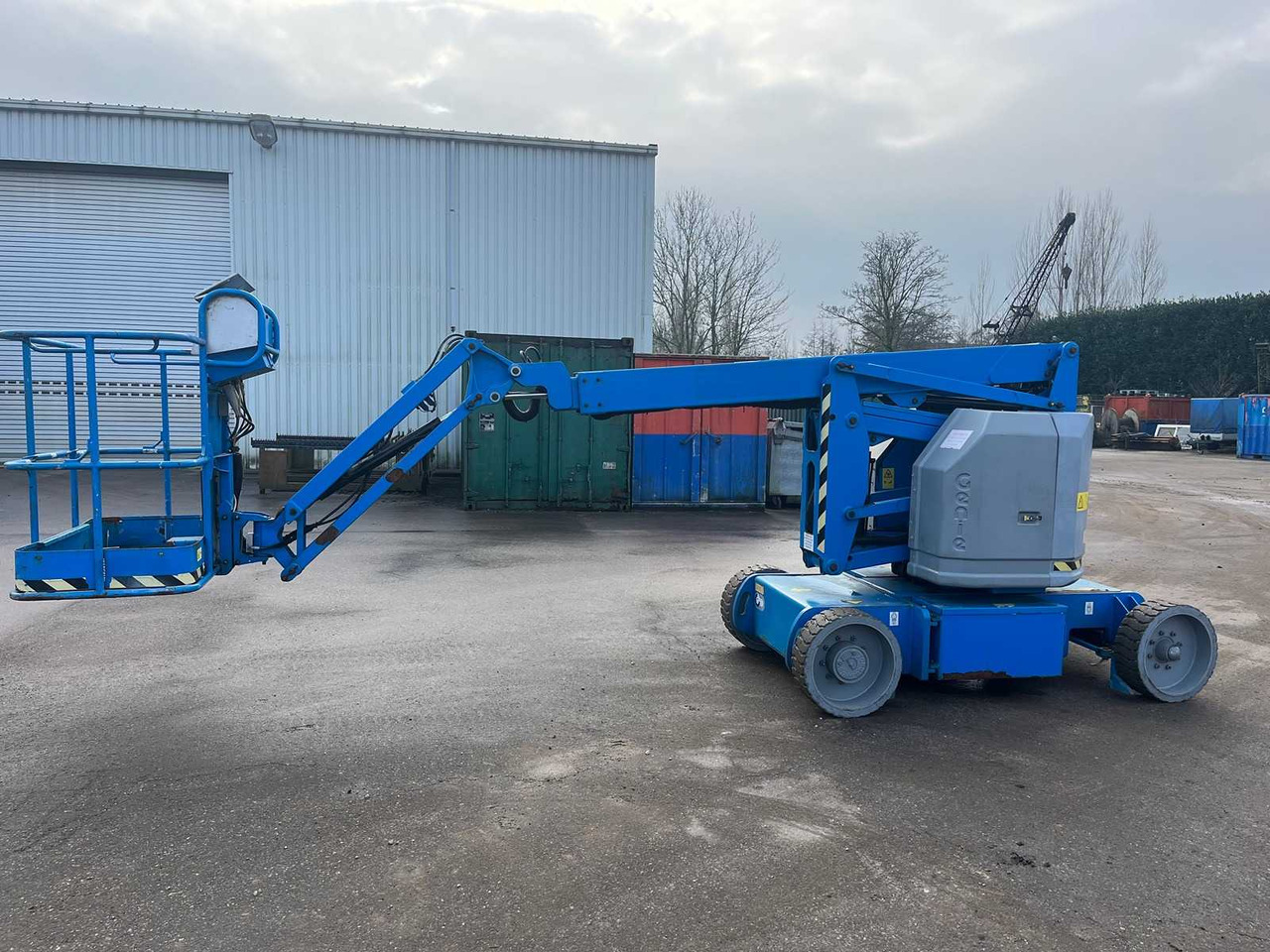 Genie Z34 / 22N - Nacelle: photos 4 Genie Z34 / 22N - Nacelle: photos 4
