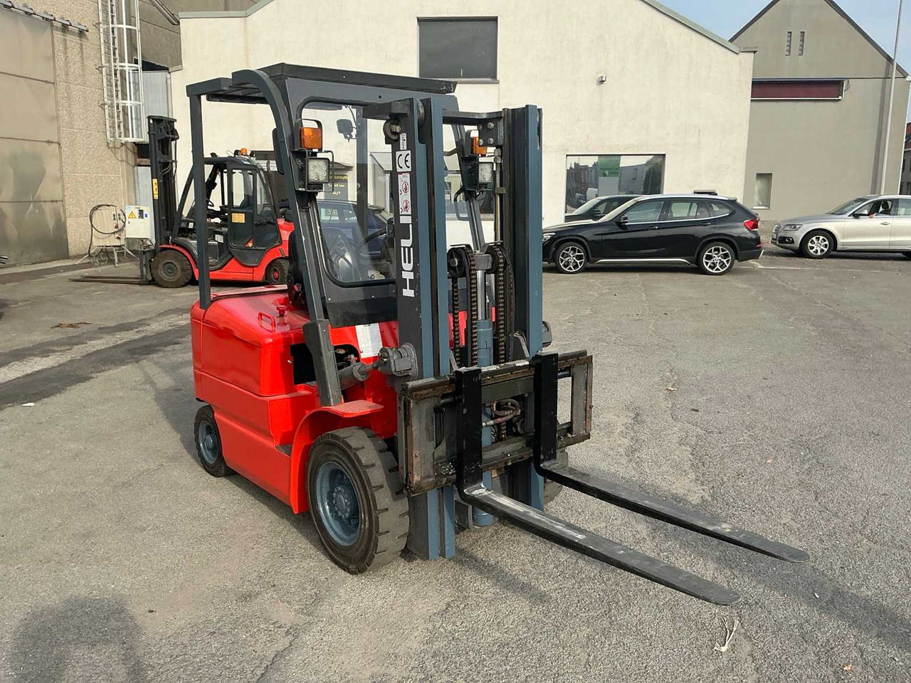 HELI CPD25 FORKLIFT - Chariot élévateur: photos 3 HELI CPD25 FORKLIFT - Chariot élévateur: photos 3