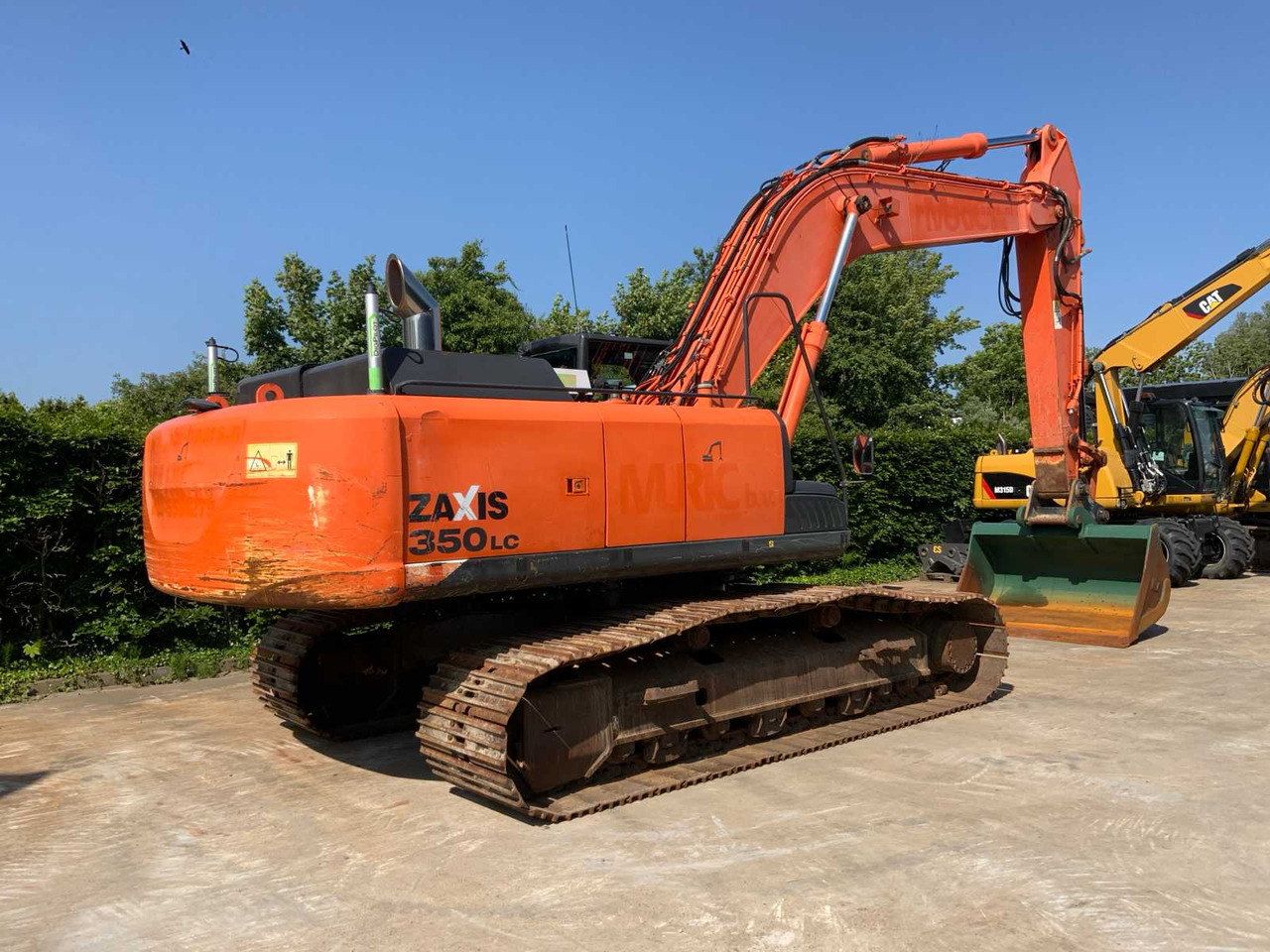 Hitachi ZX350LC-5B - Pelle sur chenille: photos 5 Hitachi ZX350LC-5B - Pelle sur chenille: photos 5
