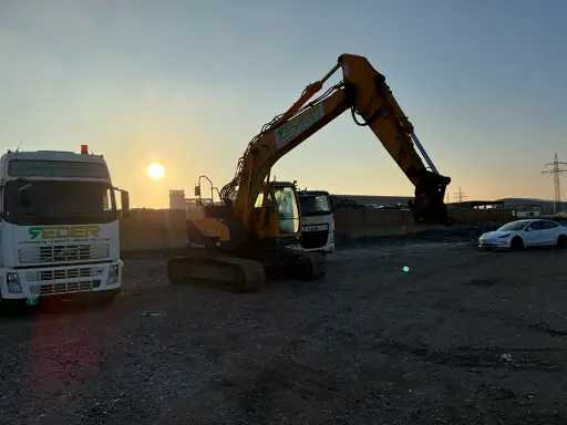 Hyundai Robex235LCR-9 - Pelle sur chenille: photos 3 Hyundai Robex235LCR-9 - Pelle sur chenille: photos 3