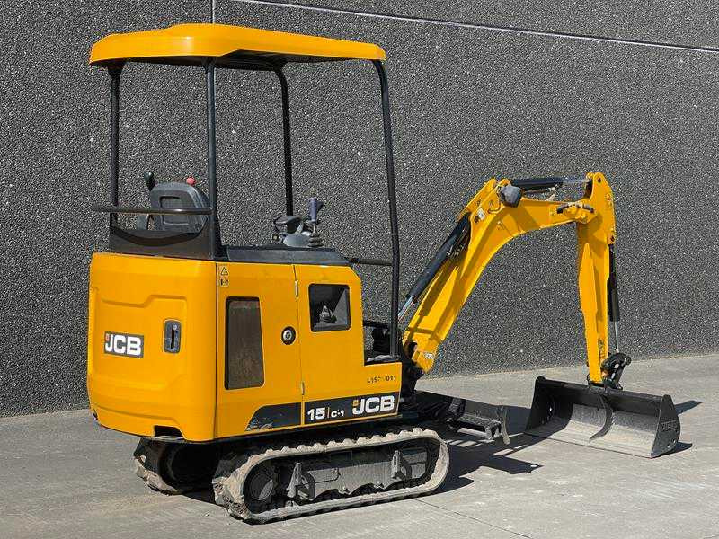 JCB 15 C-1 - Pelle sur chenille: photos 2 JCB 15 C-1 - Pelle sur chenille: photos 2