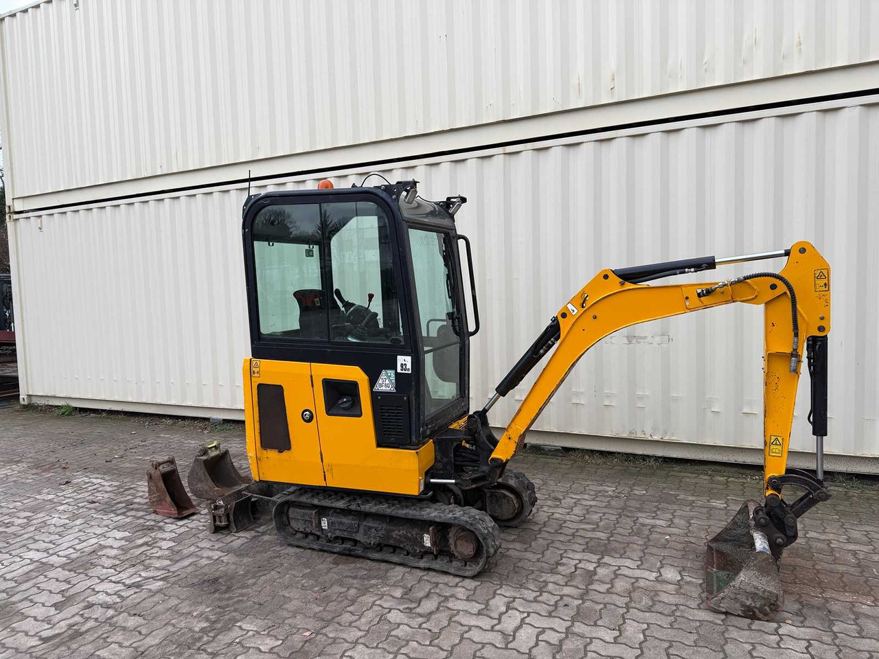 JCB - 16C-1 - 2022 - MINI EXCAVATOR - 3 X BUCKET - Mini pelle: photos 5 JCB - 16C-1 - 2022 - MINI EXCAVATOR - 3 X BUCKET - Mini pelle: photos 5