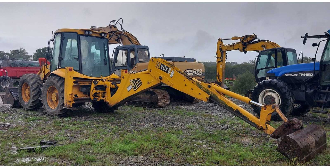 Tractopelle JCB 4CX BACKHOE LOADER WITH 4-IN-1 BUCKET AND TELESCOPIC BOOM: photos 12 Tractopelle JCB 4CX BACKHOE LOADER WITH 4-IN-1 BUCKET AND TELESCOPIC BOOM: photos 12