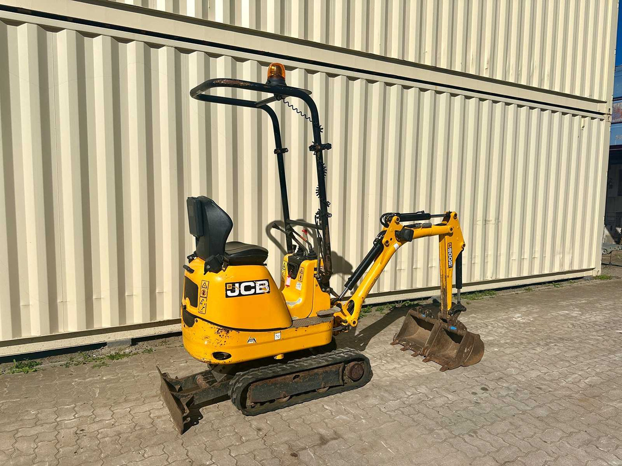 JCB 8008 CTS - 3 x Löffel - Mini pelle: photos 3 JCB 8008 CTS - 3 x Löffel - Mini pelle: photos 3