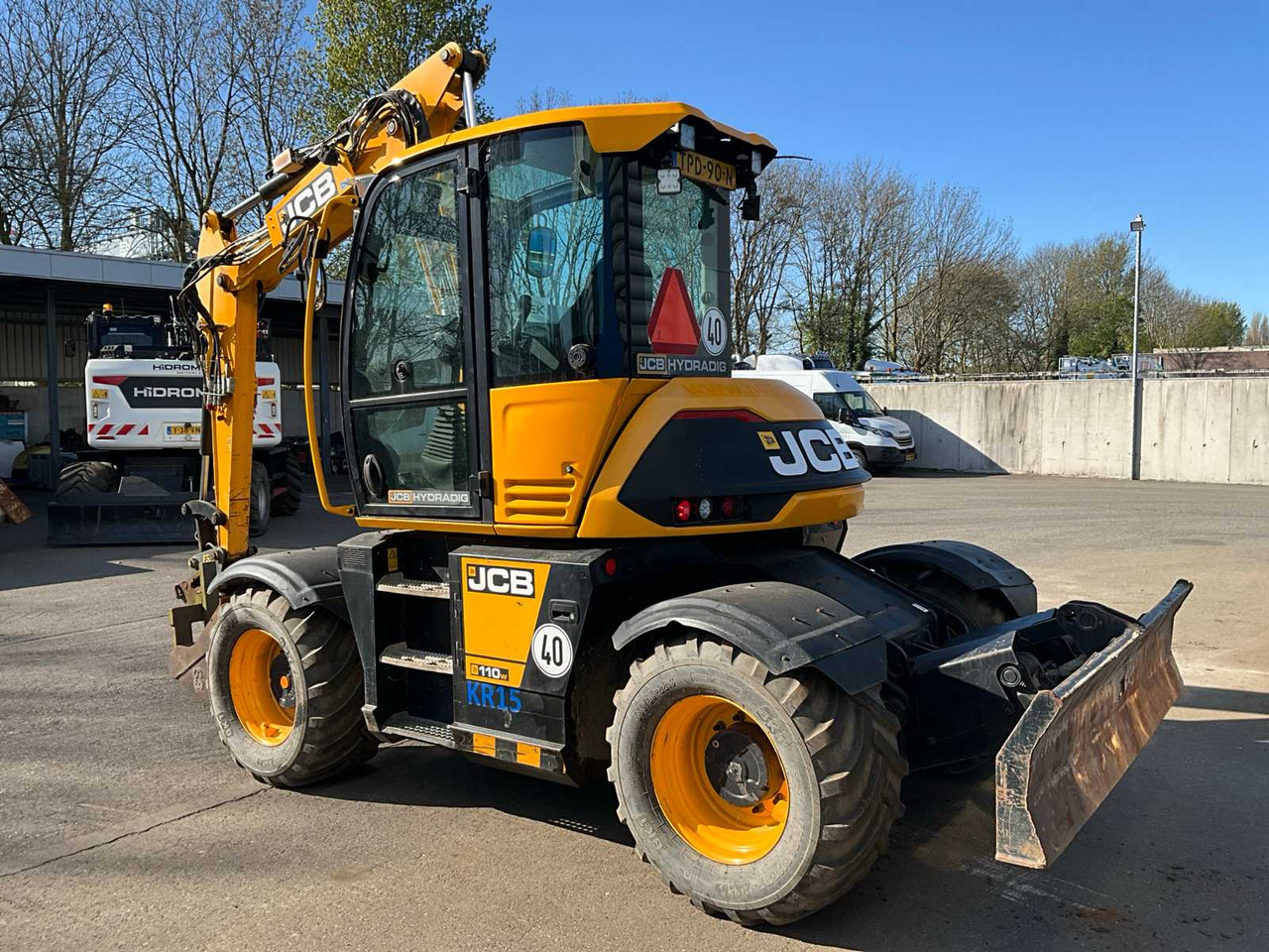 JCB HD110WTT4 - Pelle sur pneus: photos 2 JCB HD110WTT4 - Pelle sur pneus: photos 2