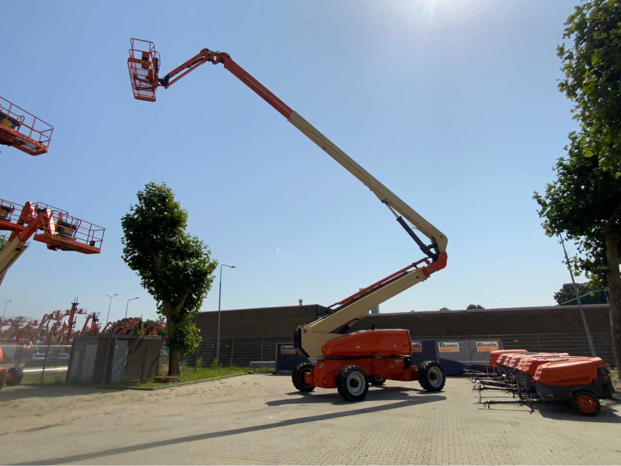 JLG 1250AJPG - Nacelle: photos 2 JLG 1250AJPG - Nacelle: photos 2