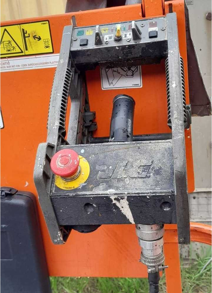 JLG 2646ES - Nacelle: photos 2 JLG 2646ES - Nacelle: photos 2