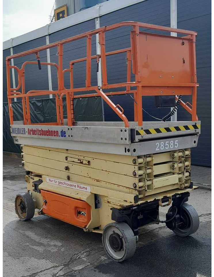 JLG 3246ES - Nacelle: photos 3 JLG 3246ES - Nacelle: photos 3