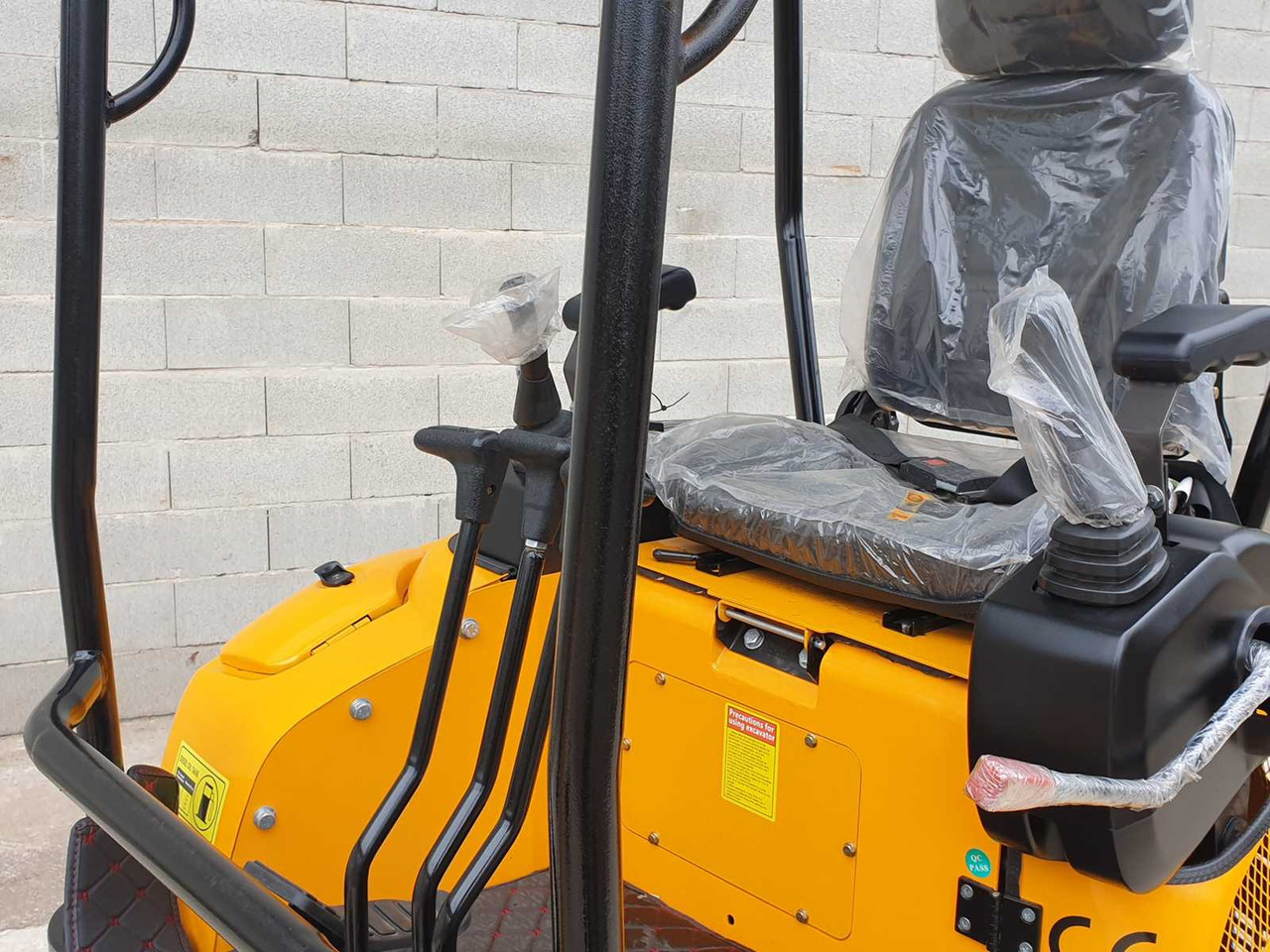 JPC - Mini pelle: photos 4 JPC - Mini pelle: photos 4