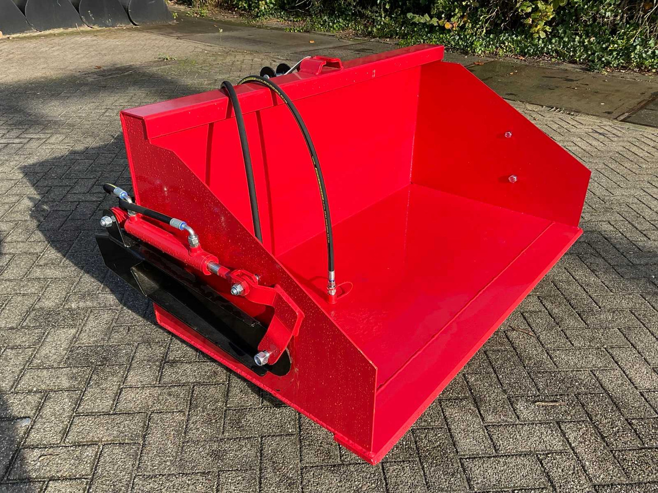 Jako - Chargeur frontal pour tracteur: photos 4 Jako - Chargeur frontal pour tracteur: photos 4