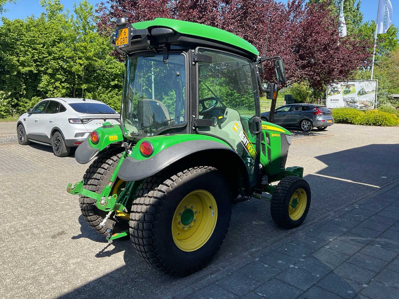 John Deere 3046R - Micro tracteur: photos 3 John Deere 3046R - Micro tracteur: photos 3