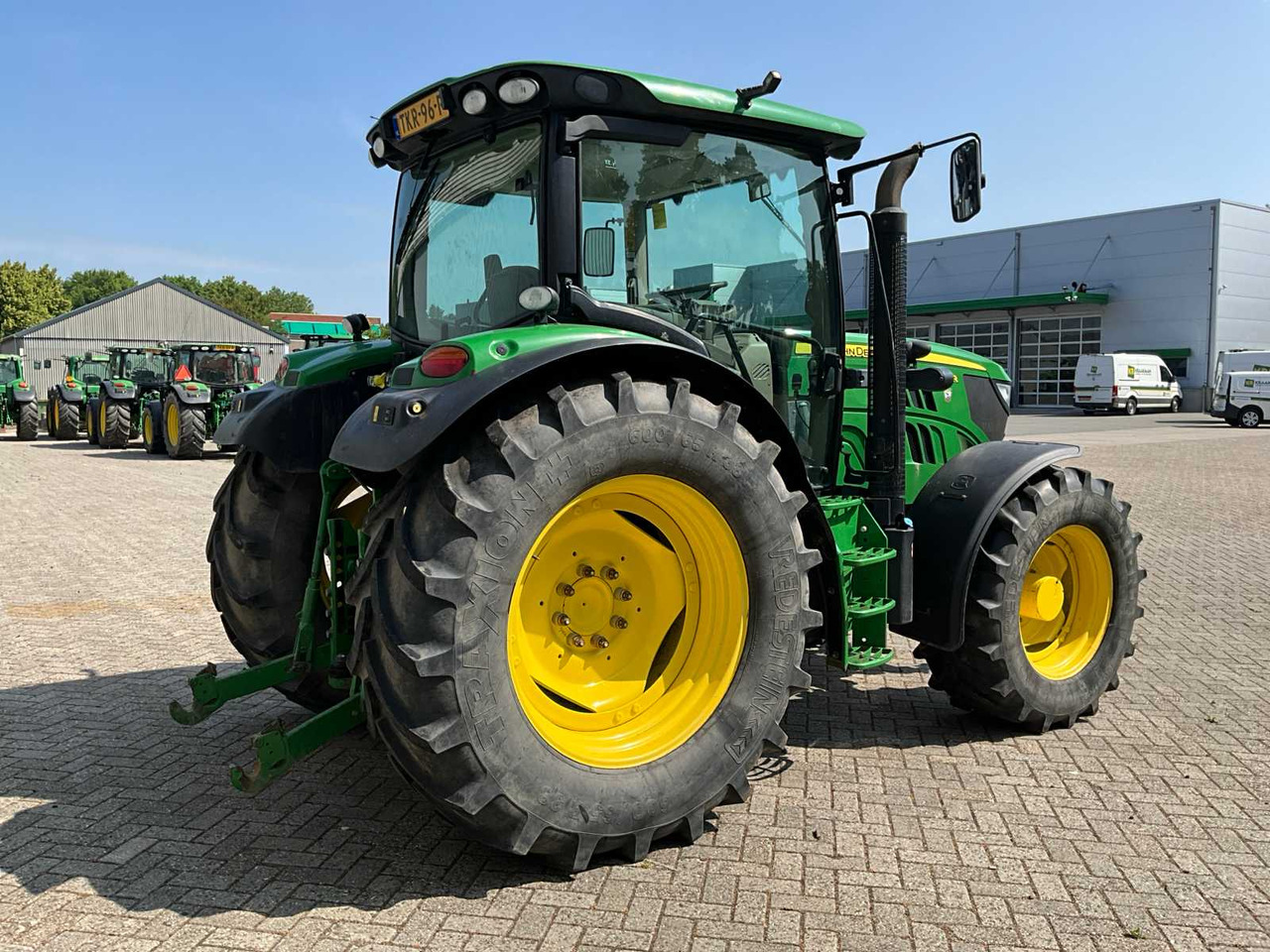 John Deere 6125R - Tracteur agricole: photos 3 John Deere 6125R - Tracteur agricole: photos 3