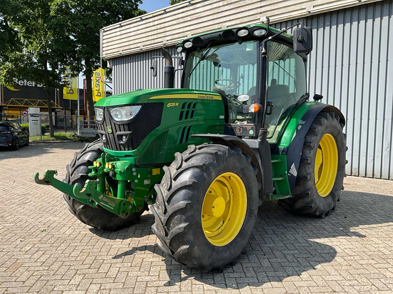 John Deere 6125R - Tracteur agricole: photos 1 John Deere 6125R - Tracteur agricole: photos 1