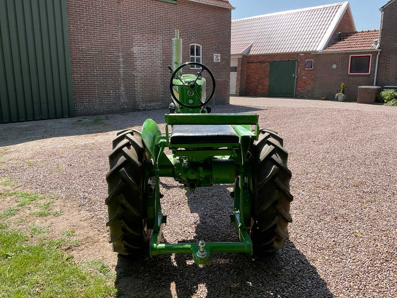 John Deere M - Tracteur agricole: photos 4 John Deere M - Tracteur agricole: photos 4