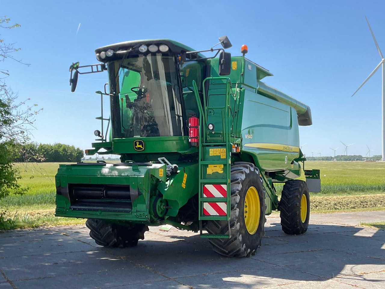 John Deere W540 - Moissonneuse-batteuse: photos 2 John Deere W540 - Moissonneuse-batteuse: photos 2