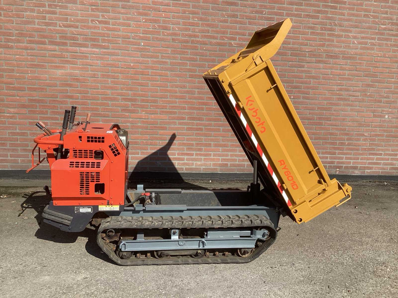 KUBOTA RY601D-3 - Tombereau: photos 3 KUBOTA RY601D-3 - Tombereau: photos 3