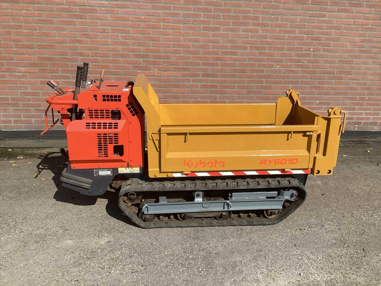 KUBOTA RY601D-3 - Tombereau: photos 2 KUBOTA RY601D-3 - Tombereau: photos 2