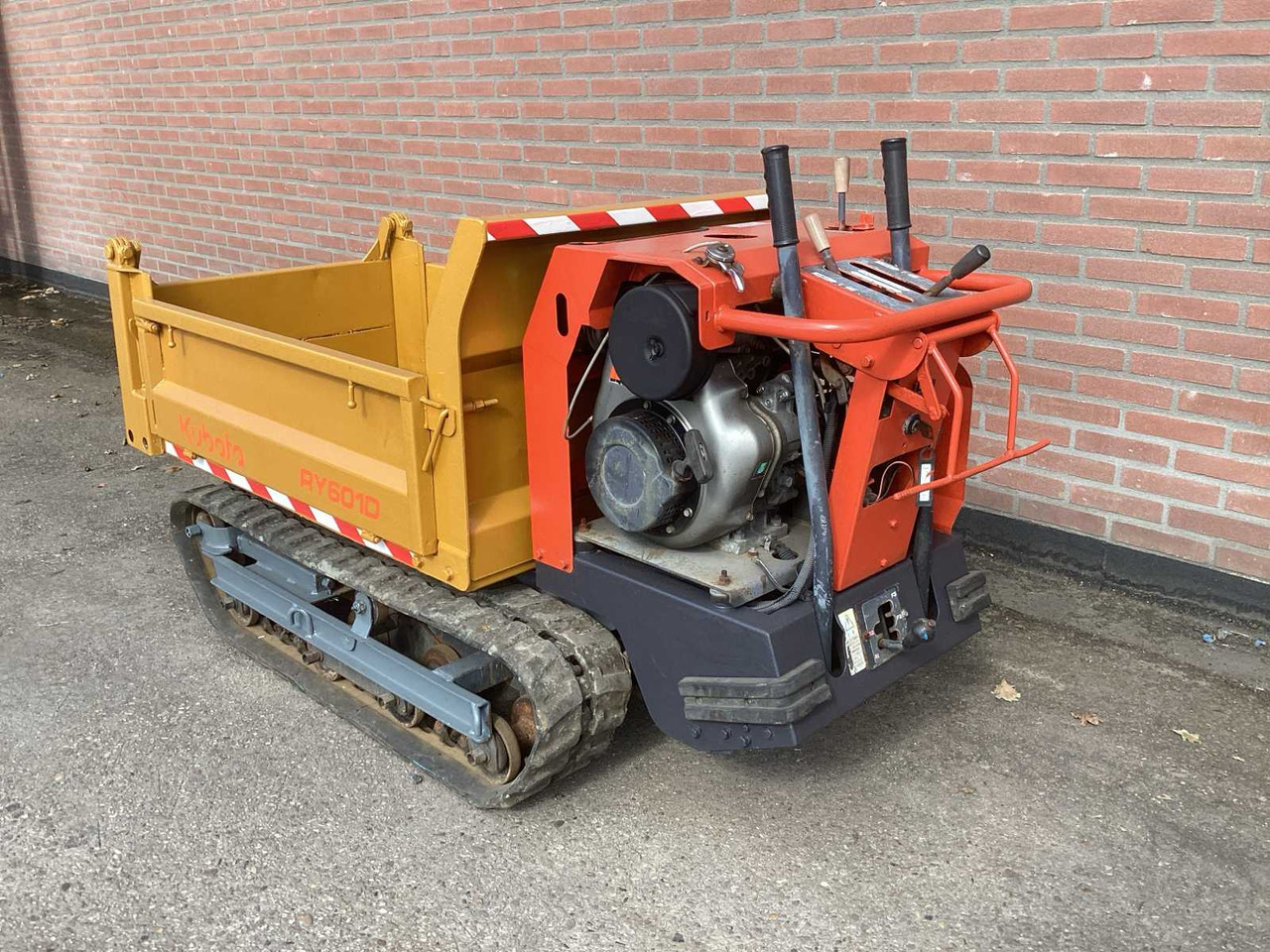 KUBOTA RY601D-3 - Tombereau: photos 4 KUBOTA RY601D-3 - Tombereau: photos 4