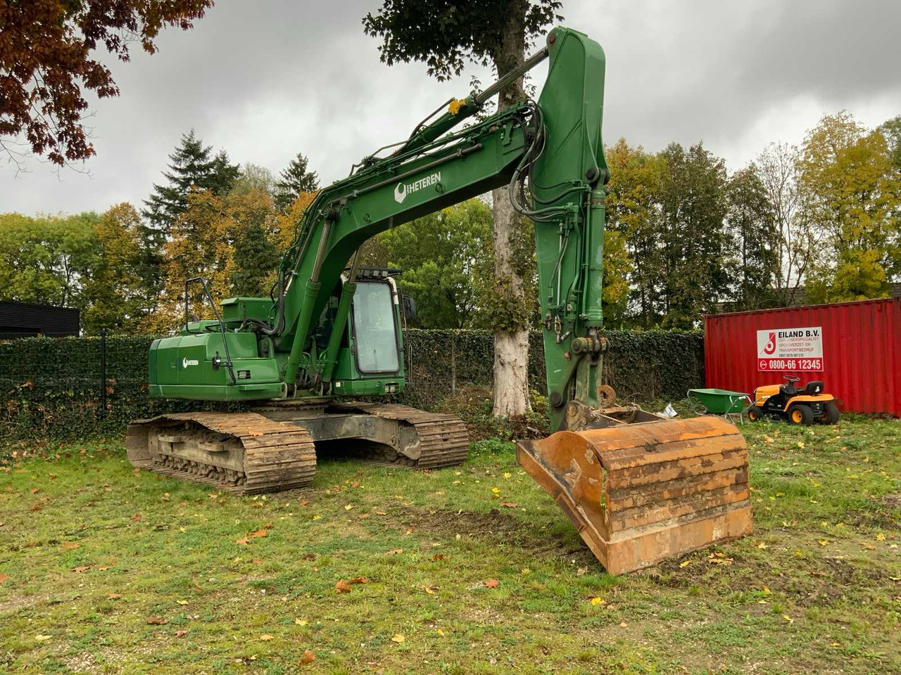 Komatsu PC240LC-8 - Pelle sur chenille: photos 3 Komatsu PC240LC-8 - Pelle sur chenille: photos 3